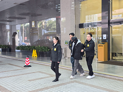 內地青年為五千元 偷運4.5公斤白粉